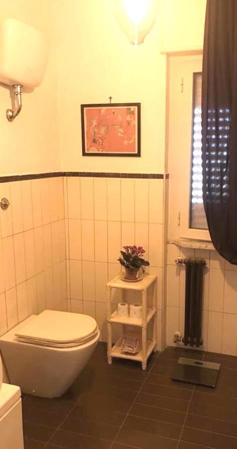 B&B Stanze Lussuose Aversa Buitenkant foto