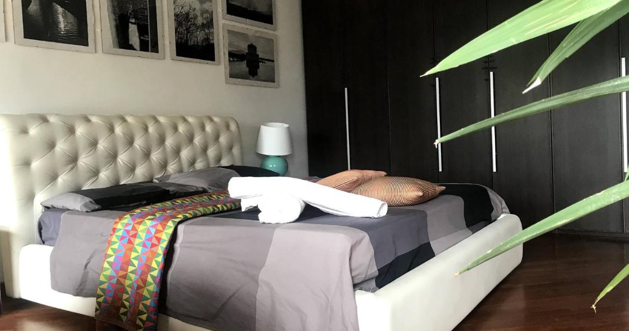 B&B Stanze Lussuose Aversa Buitenkant foto